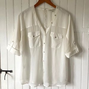 Black Rainn Shear Boxy Buttoned Blouse Top